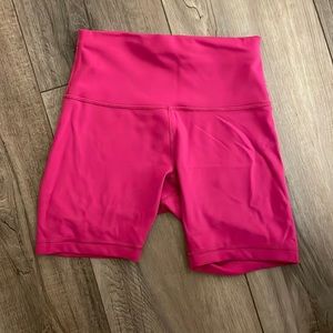 Lululemon wunder train shorts